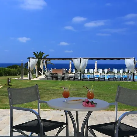 Apartahotel Mesogeios