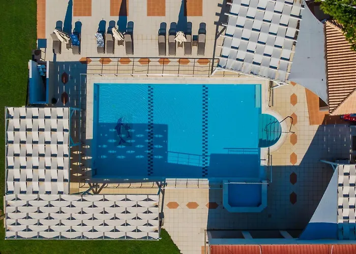 Mesogeios Aparthotel 2*