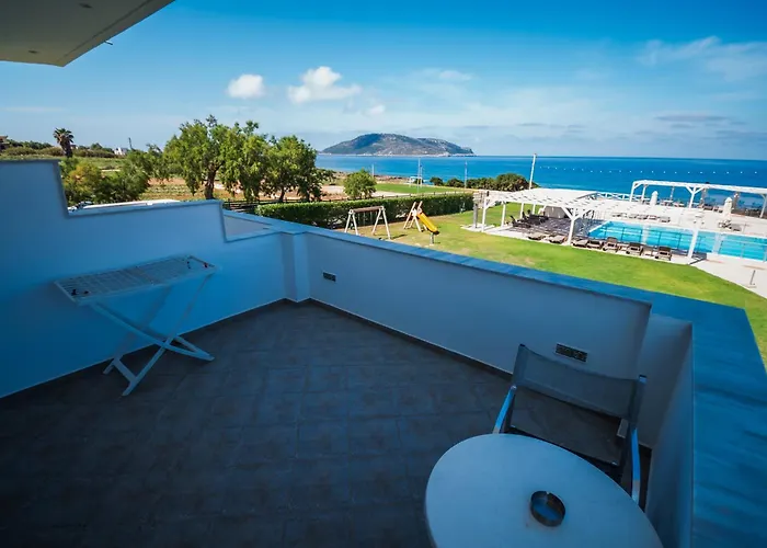 Mesogeios Aparthotel 2*