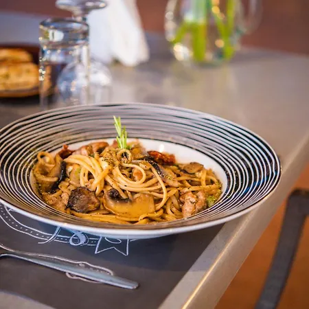 Appart hôtel Mesogeios Marathopoli