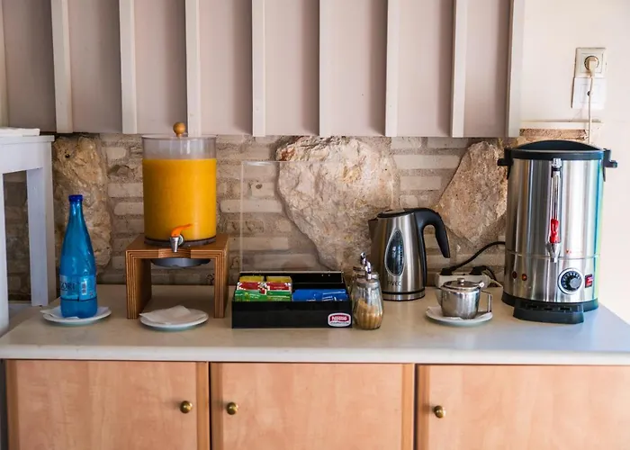 Mesogeios 2* Marathopoli